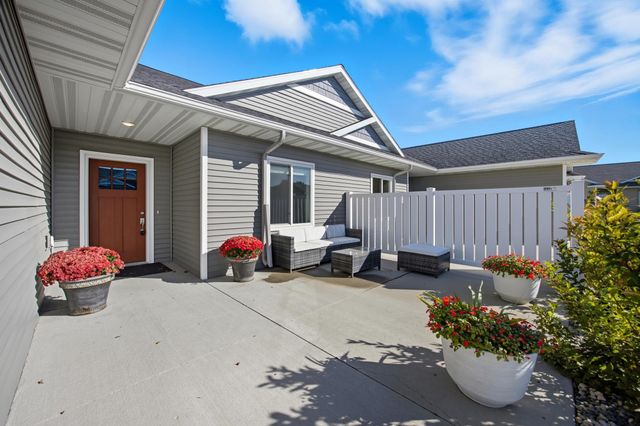 660 Voyager Drive, Alexandria, MN 56308