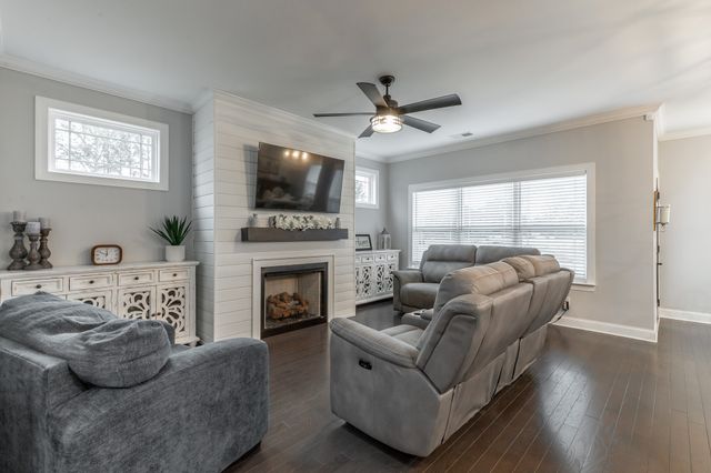 517 Sliding Home Run, Chattanooga, TN 37421