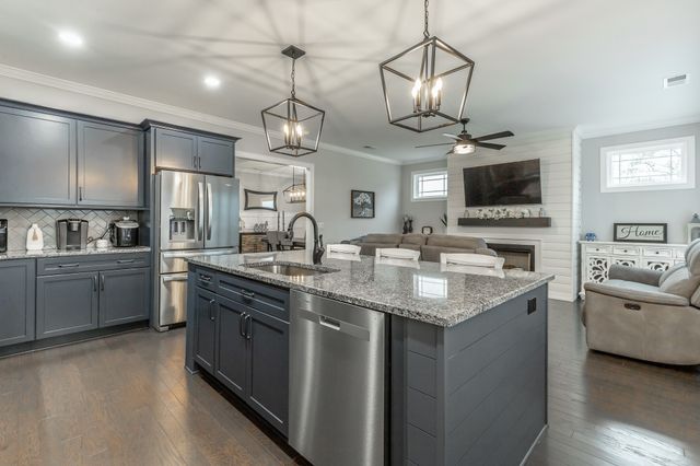 517 Sliding Home Run, Chattanooga, TN 37421