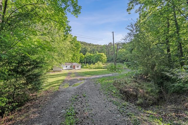 2720 Old Federal Road S, Chatsworth, GA 30705