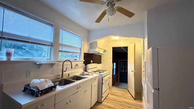 2820 Radcliffe Drive, Fort Wayne, IN 46806