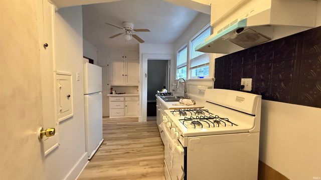 2820 Radcliffe Drive, Fort Wayne, IN 46806
