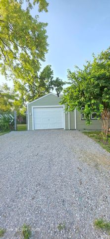 2820 Radcliffe Drive, Fort Wayne, IN 46806