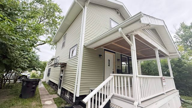 2820 Radcliffe Drive, Fort Wayne, IN 46806