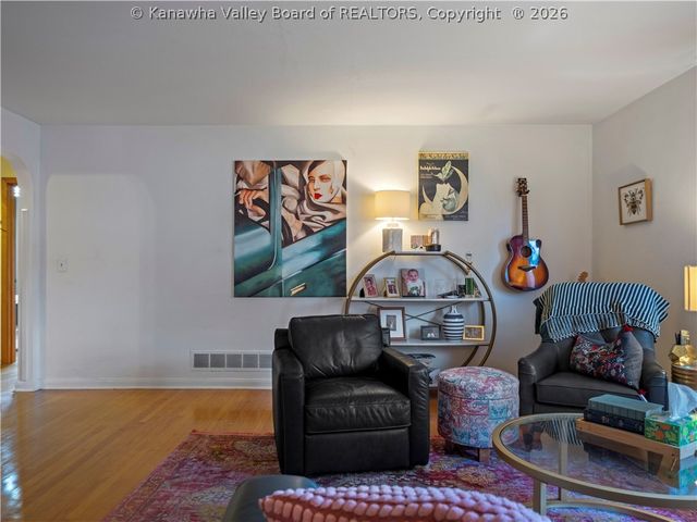 1402 Grishaber Street, South Charleston, WV 25303