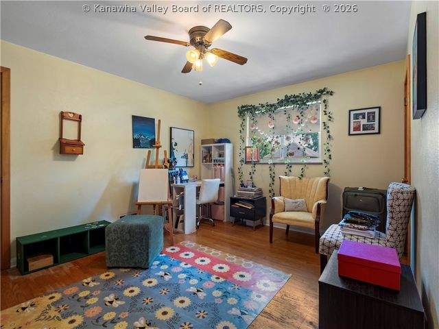 1402 Grishaber Street, South Charleston, WV 25303
