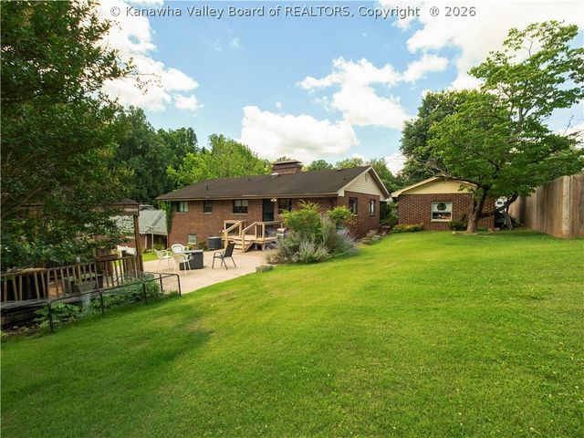 1402 Grishaber Street, South Charleston, WV 25303