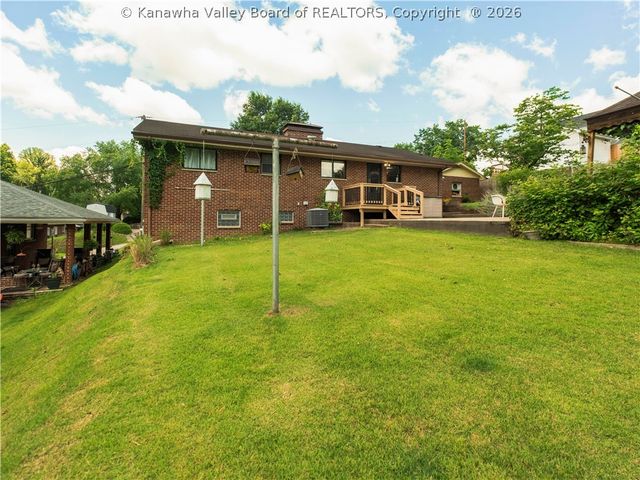1402 Grishaber Street, South Charleston, WV 25303