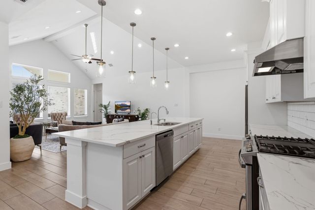 2219 Cherry Bridge Lane, Tomball, TX 77375