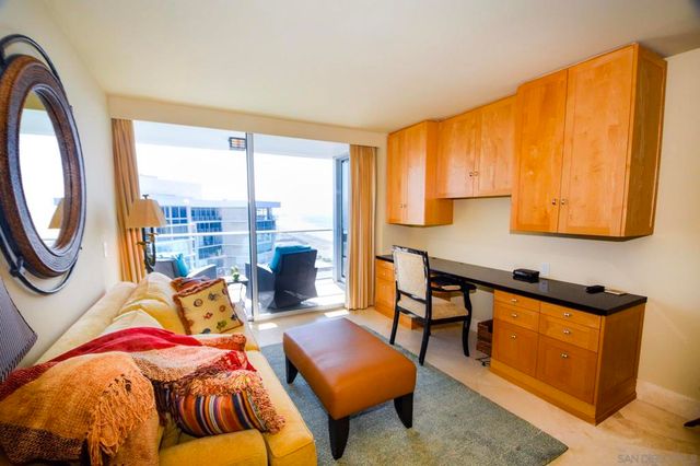 1810 Avenida Del Mundo 1609, Coronado, CA 92118