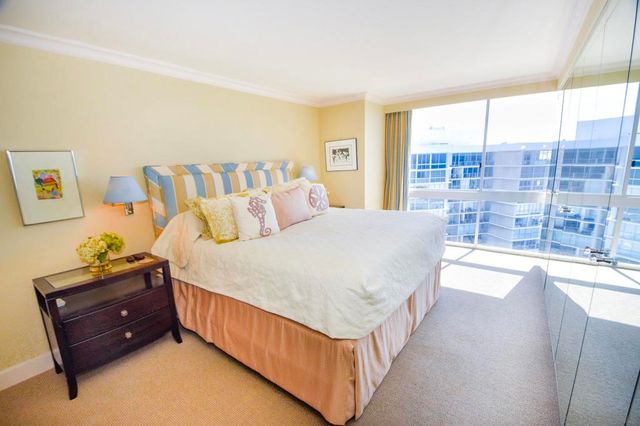 1810 Avenida Del Mundo 1609, Coronado, CA 92118