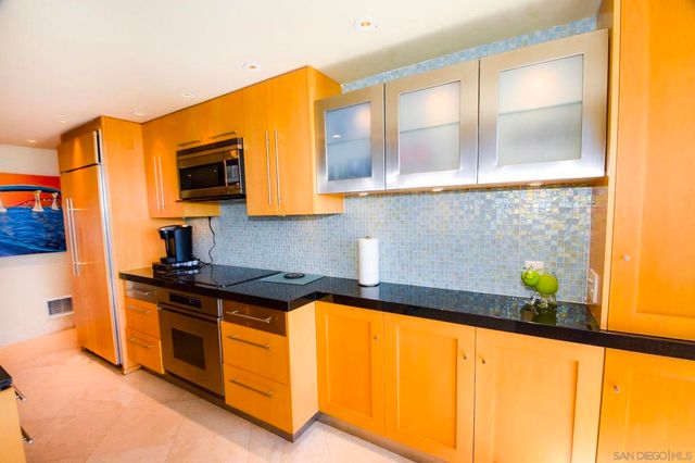 1810 Avenida Del Mundo 1609, Coronado, CA 92118