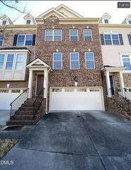 429 Panorama Park Place, Cary, NC 27519