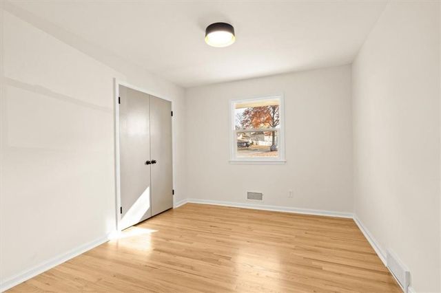 6016 E 107th Terrace, Kansas City, MO 64134