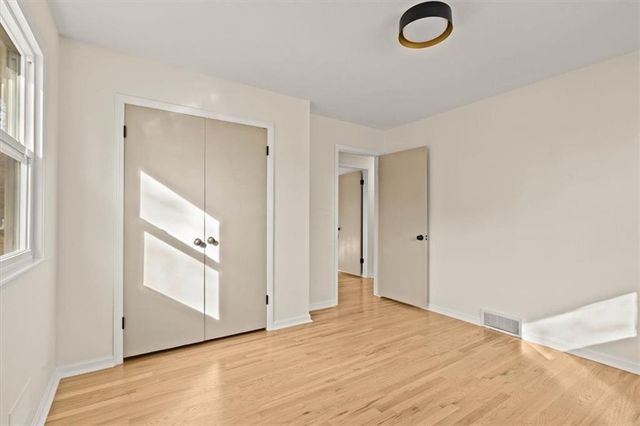 6016 E 107th Terrace, Kansas City, MO 64134