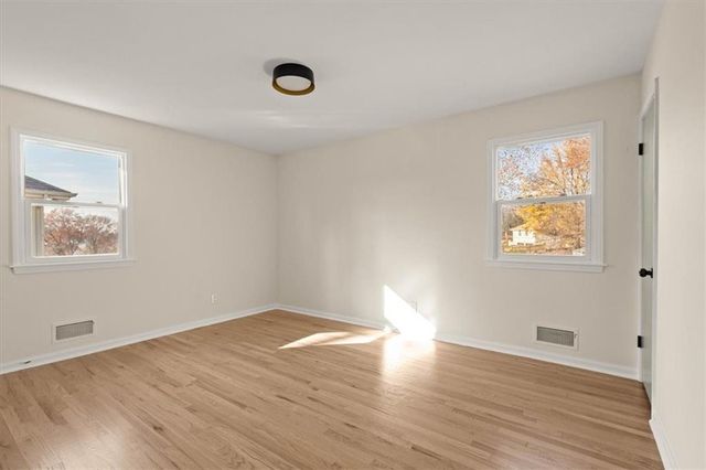 6016 E 107th Terrace, Kansas City, MO 64134