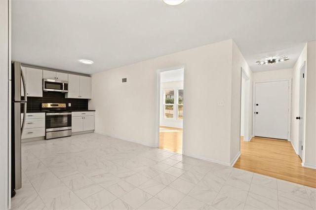 6016 E 107th Terrace, Kansas City, MO 64134