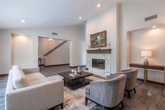 4422 Alta Tupelo, Calabasas, CA 91302