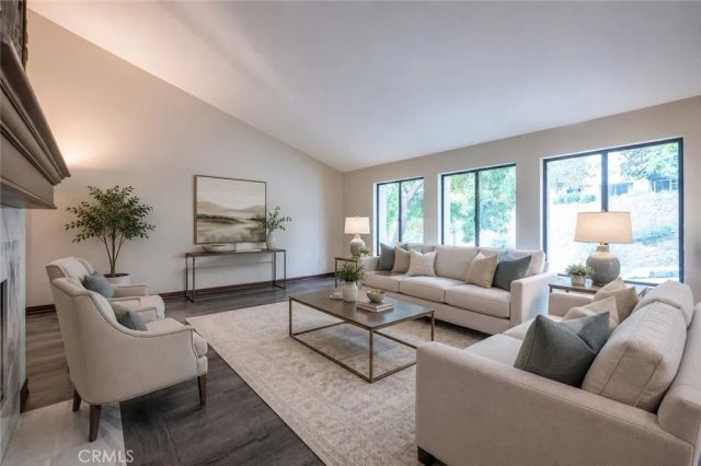 4422 Alta Tupelo, Calabasas, CA 91302