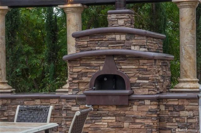 4422 Alta Tupelo, Calabasas, CA 91302