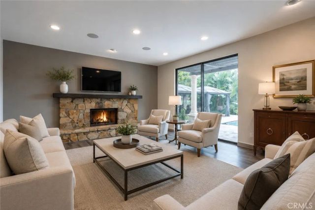 4422 Alta Tupelo, Calabasas, CA 91302