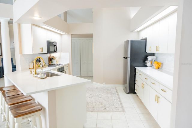 6305 S QUEENSWAY DRIVE, Temple Terrace, FL 33617