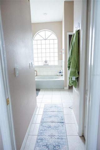 6305 S QUEENSWAY DRIVE, Temple Terrace, FL 33617