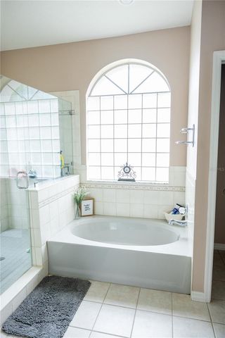 6305 S QUEENSWAY DRIVE, Temple Terrace, FL 33617