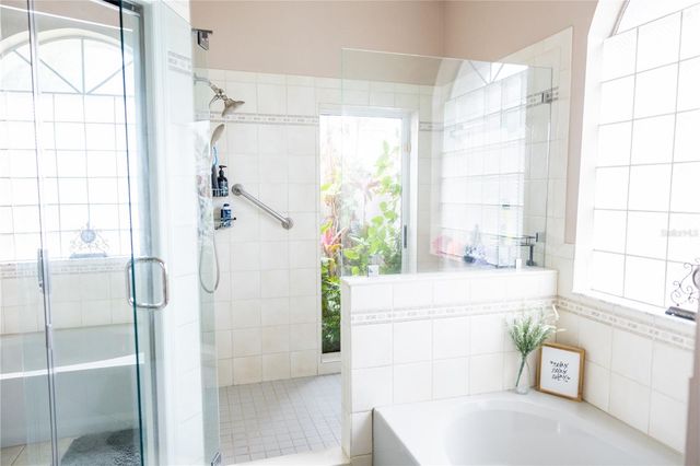 6305 S QUEENSWAY DRIVE, Temple Terrace, FL 33617