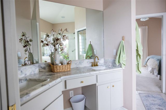 6305 S QUEENSWAY DRIVE, Temple Terrace, FL 33617