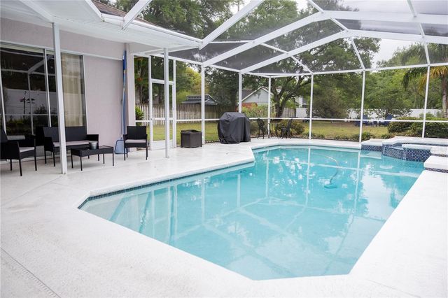 6305 S QUEENSWAY DRIVE, Temple Terrace, FL 33617