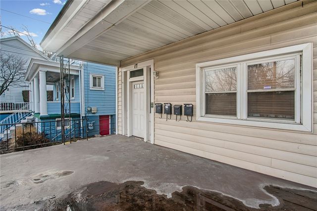 17 Locust St, Etna, PA 15223