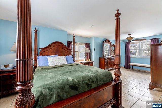 95 William Place, Totowa, NJ 07512