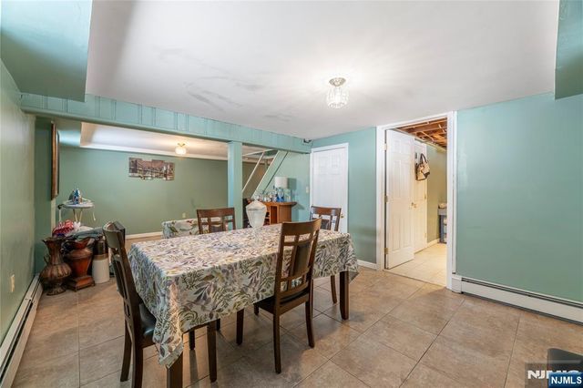 95 William Place, Totowa, NJ 07512
