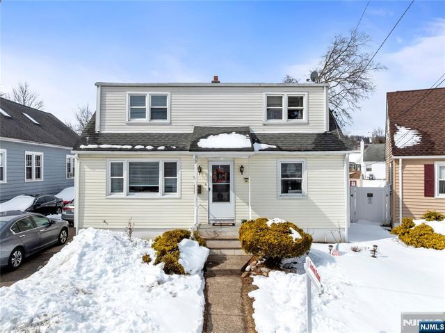 95 William Place, Totowa, NJ 07512