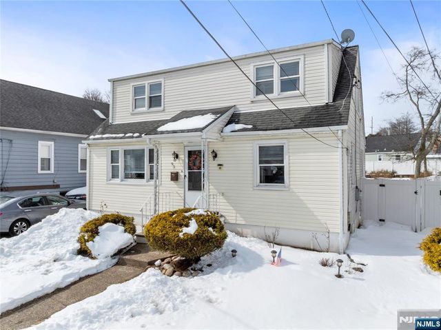 95 William Place, Totowa, NJ 07512
