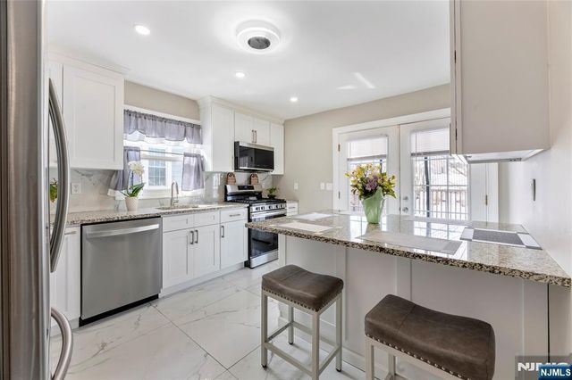 95 William Place, Totowa, NJ 07512