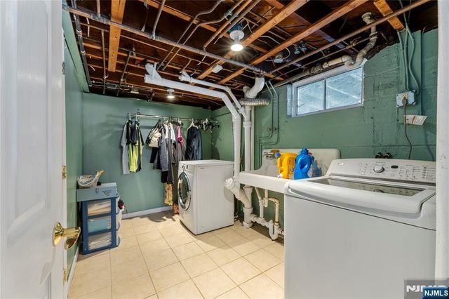 95 William Place, Totowa, NJ 07512