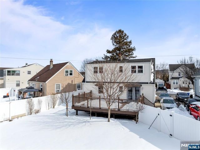 95 William Place, Totowa, NJ 07512