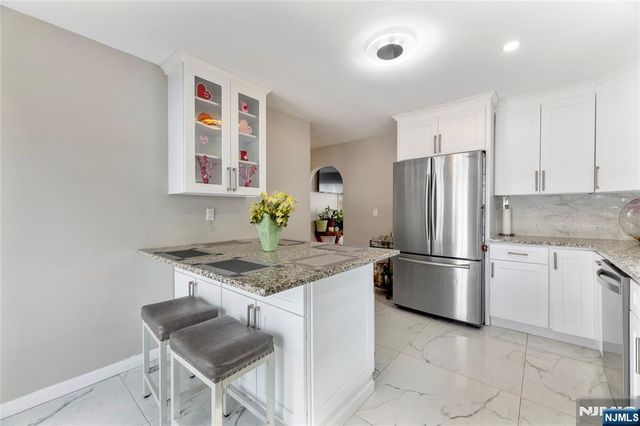 95 William Place, Totowa, NJ 07512