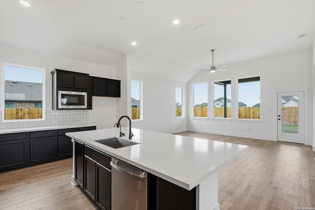 114 Cherrybark Oak, San Antonio, TX 78009