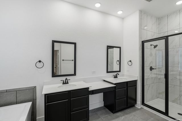 114 Cherrybark Oak, San Antonio, TX 78009