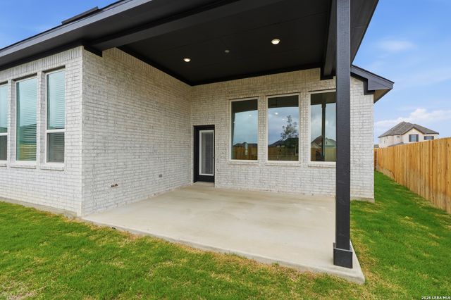 114 Cherrybark Oak, San Antonio, TX 78009