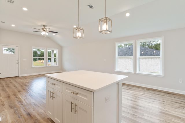 6113 Tansey Street, Crestview, FL 32539