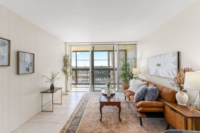 4300 Waialae Avenue A501, Honolulu, HI 96816