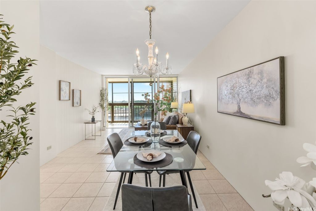 4300 Waialae Avenue A501, Honolulu, HI 96816