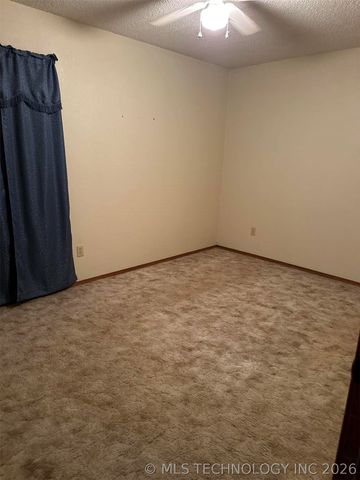 1400 Damon Drive, Pryor, OK 74361