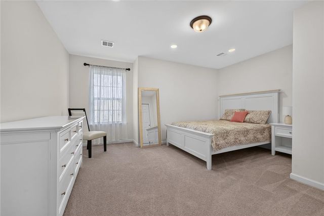 1011 Fehnel Drive, Palmer Twp, PA 18045