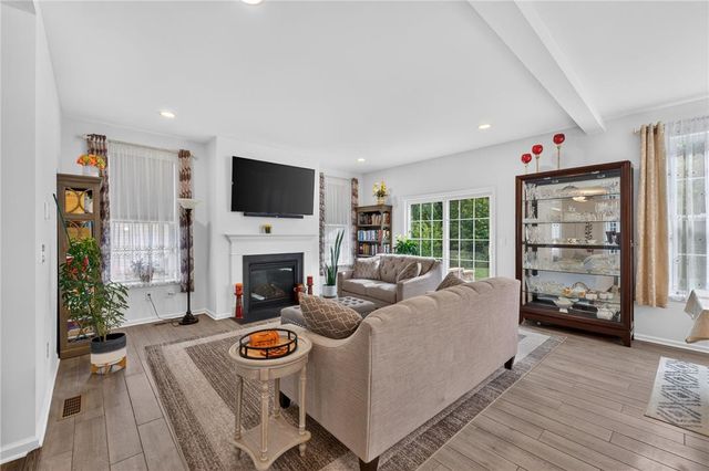 1011 Fehnel Drive, Palmer Twp, PA 18045