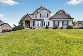 1011 Fehnel Drive, Palmer Twp, PA 18045